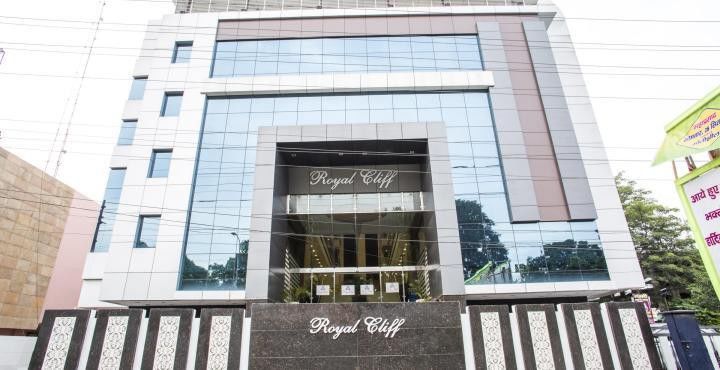 Hotel Royal Cliff Kānpur Eksteriør bilde