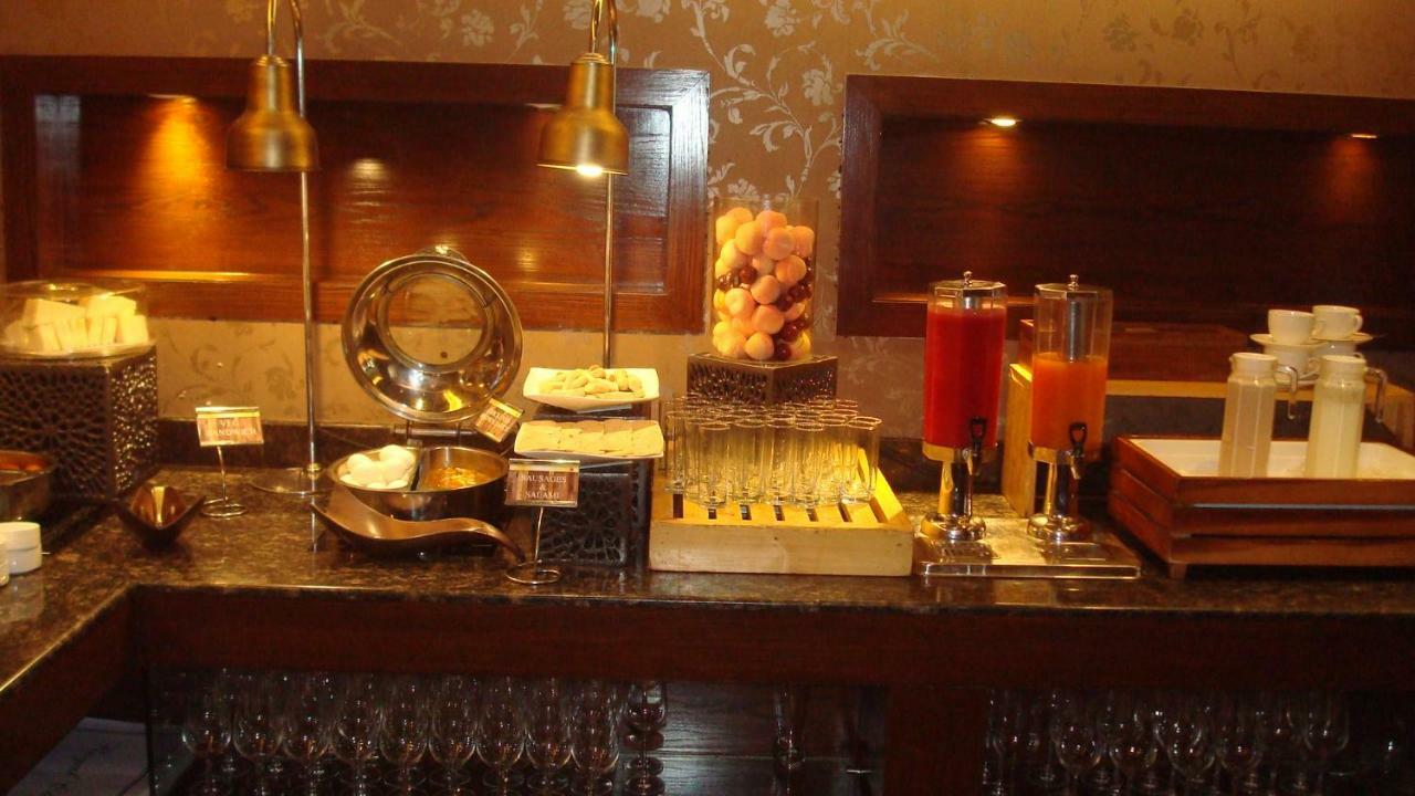 Hotel Royal Cliff Kānpur Eksteriør bilde